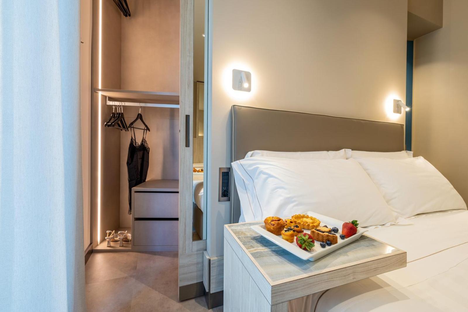 Hotel Albatros Varigotti Exterior photo